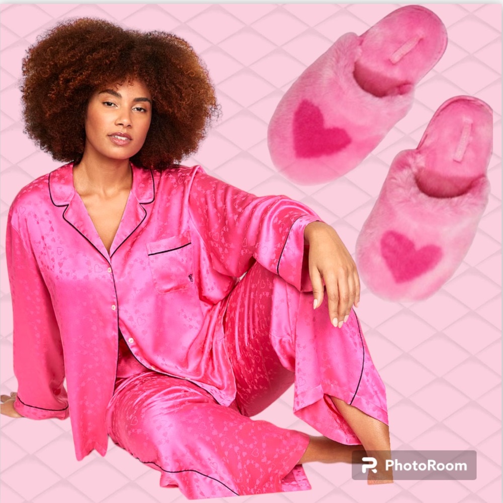 VICTORIA'S SECRET MED PINK HEARTS Satin Jacquard Long Pajama Set & SLIPPERS